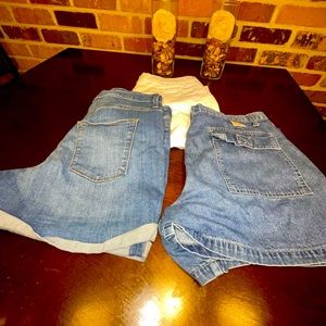 🔥Bundle Alert (3) Pairs of Summer Shorts,(2) Old Navy (1) Universal Thread Sz14